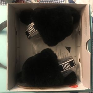 NWB Baby UGG Furry Sandals